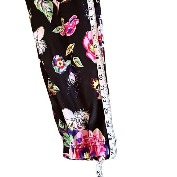 Disney Villains Women's Black Sleep Pants Jogger With Pockets Size Medium - Picture 5 of 8